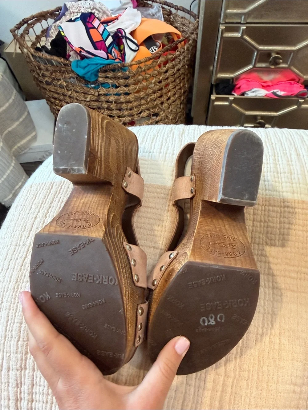 NWOB Kork Ease Women's Nude Suede Wooden Platform Sandals 9